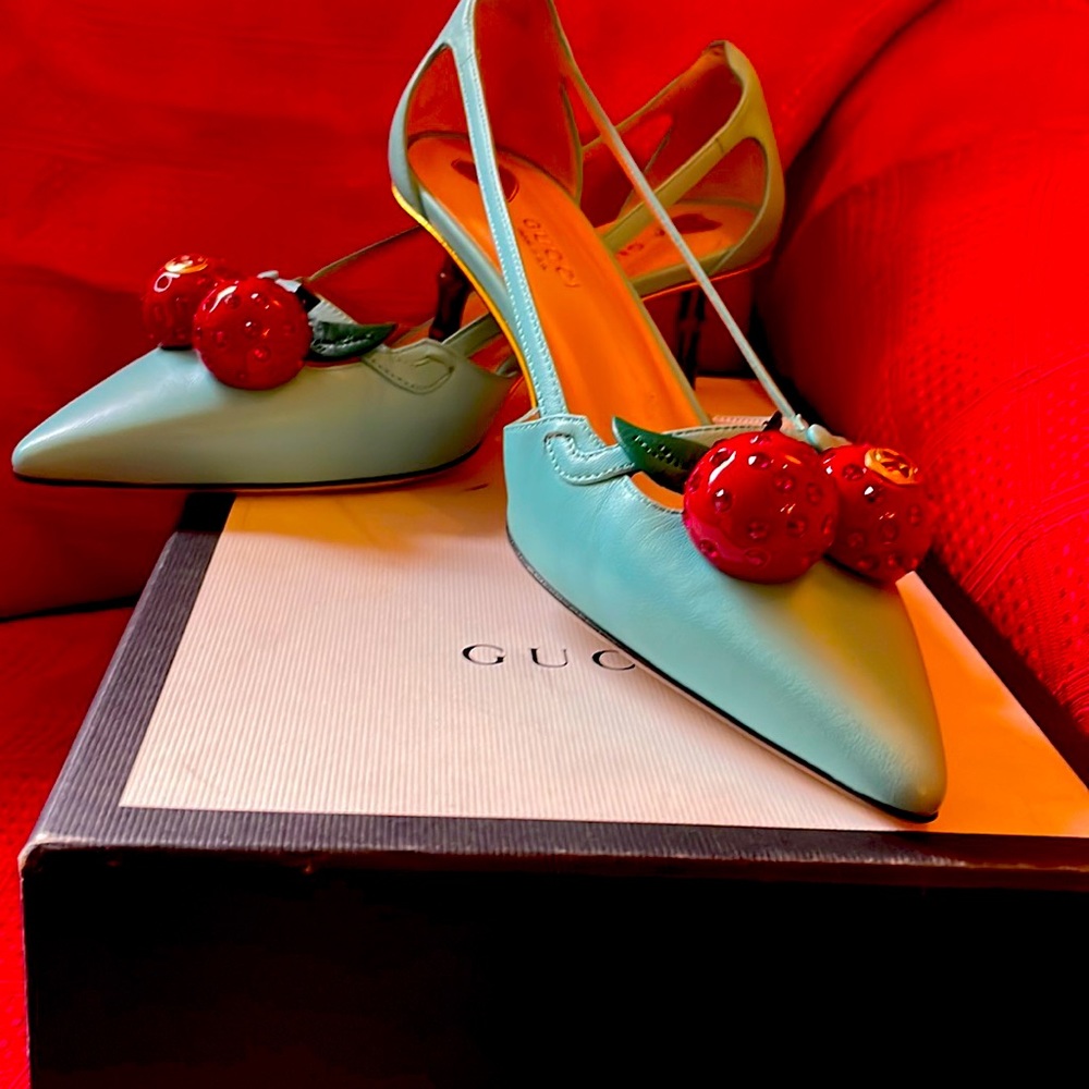 Gucci Unia baby blue cherry with bamboo heel